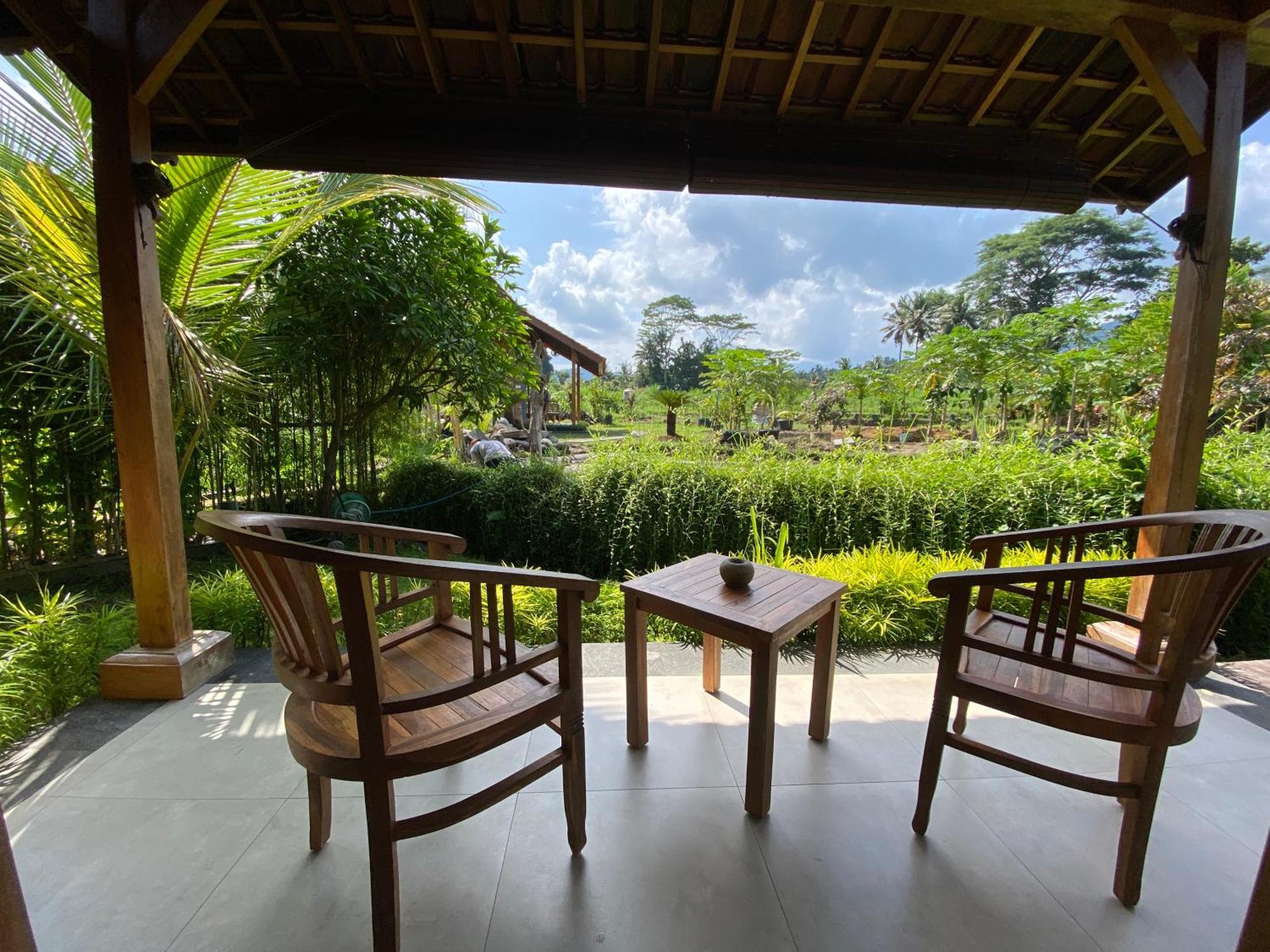 Kubu Sakian Villa And Restaurant Sidemen Silebeng Exterior photo