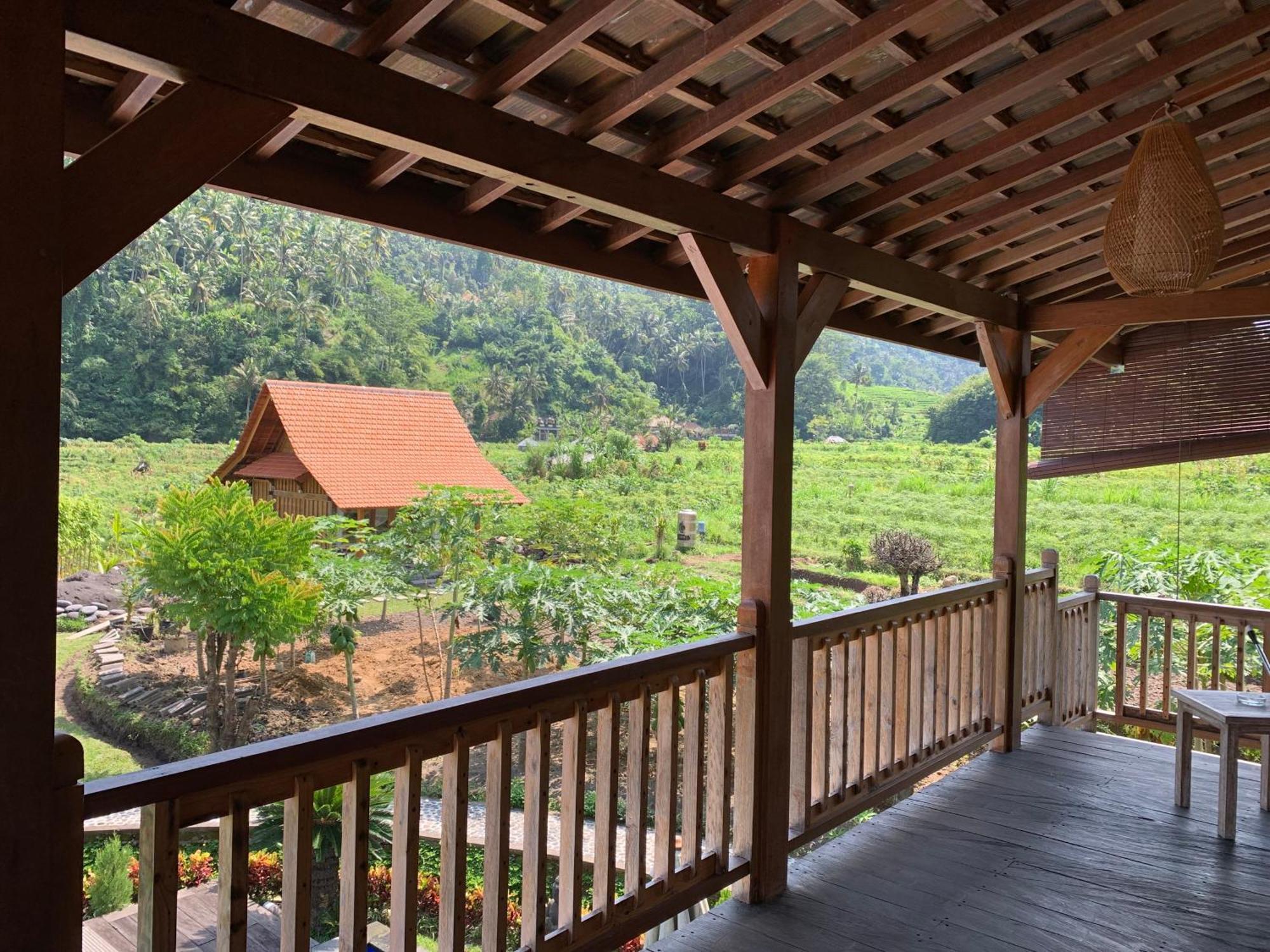 Kubu Sakian Villa And Restaurant Sidemen Silebeng Exterior photo