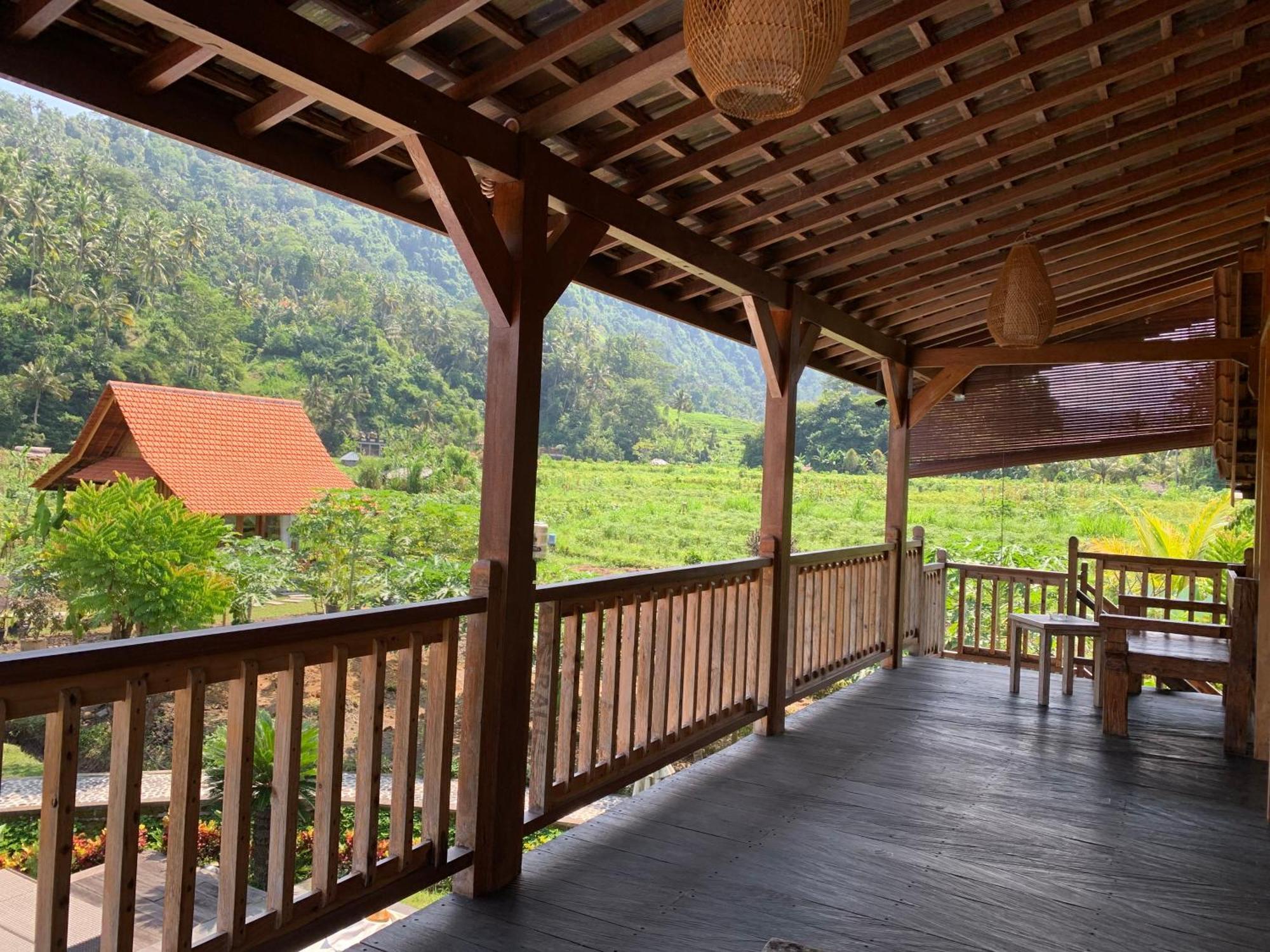 Kubu Sakian Villa And Restaurant Sidemen Silebeng Exterior photo